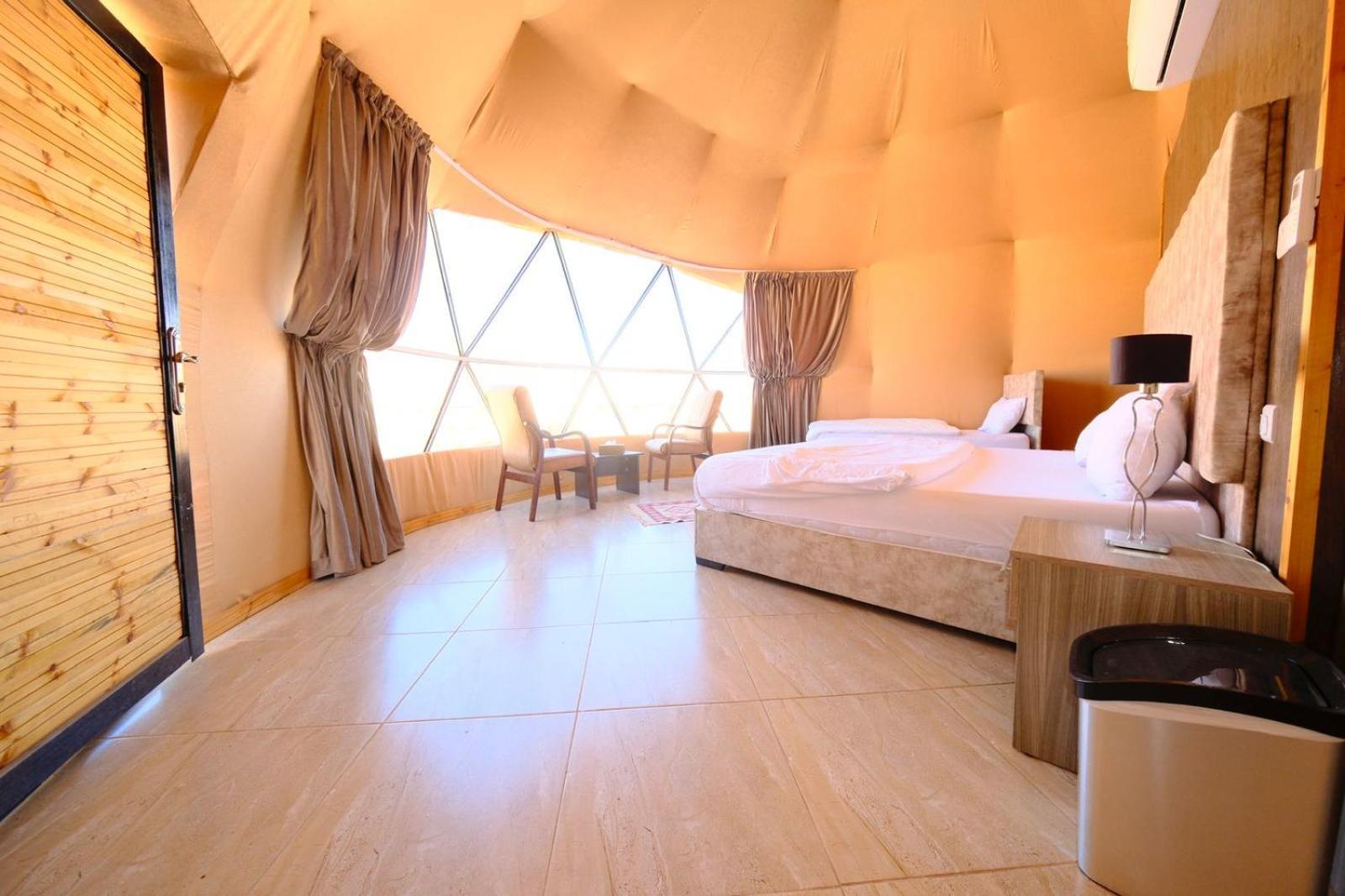 Adel Rum Camp Bubbles Wadi Rum Eksteriør bilde